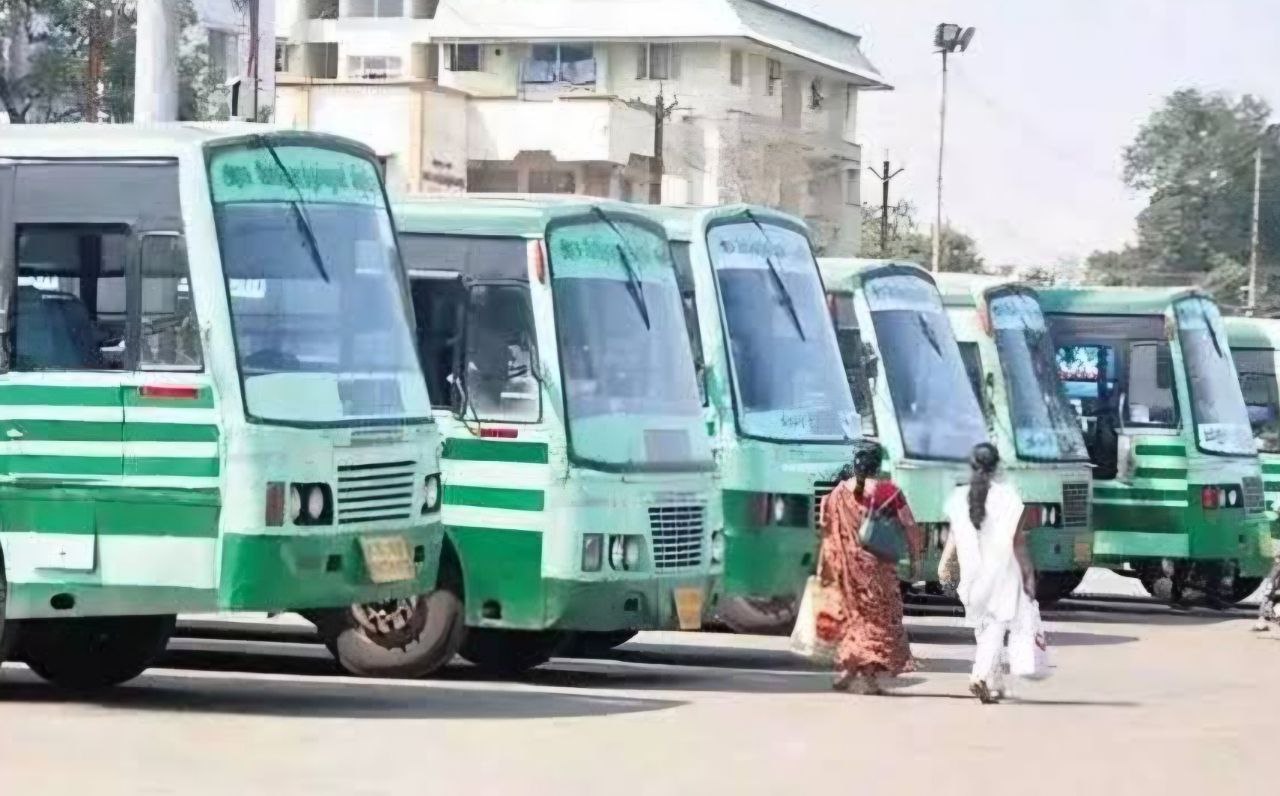 ஆடிப்பெருக்கு விழாவை முன்னிட்டு கூடுதல் பேருந்துகள் ரயில்கள் இயக்கம் !